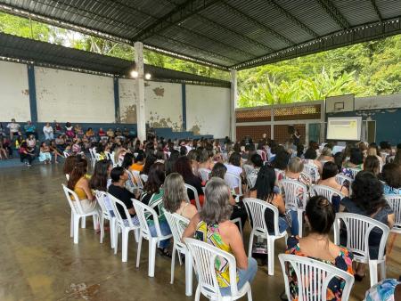 FORMAÇÃO CONTINUADA COM A PROFESSORA ERIKA NEVES