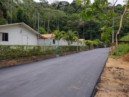 BAIRRO DE SÃO LOURENÇO RECEBE ASFALTO NOVO